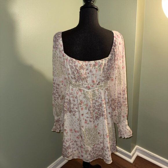 Francesca's Collections White Floral Dress - Picture 2 of 4